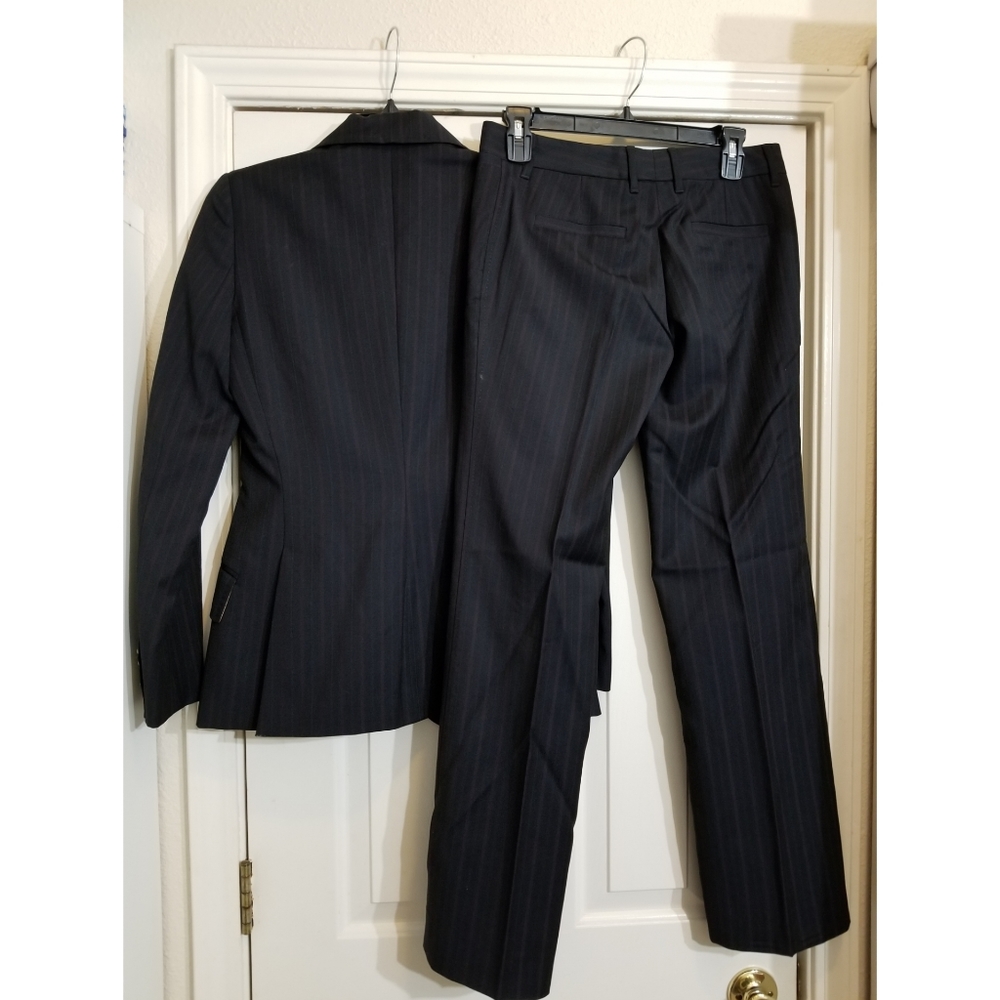 Dolce & Gabbana pant suit set - Picture 6 of 7